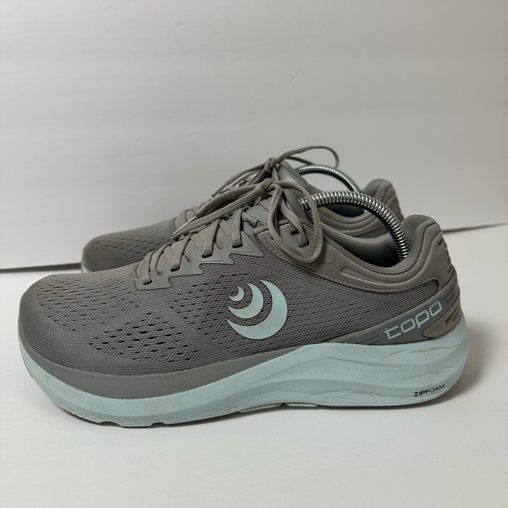 Topo Athletic Women's Grey and Light Blue Running Shoes